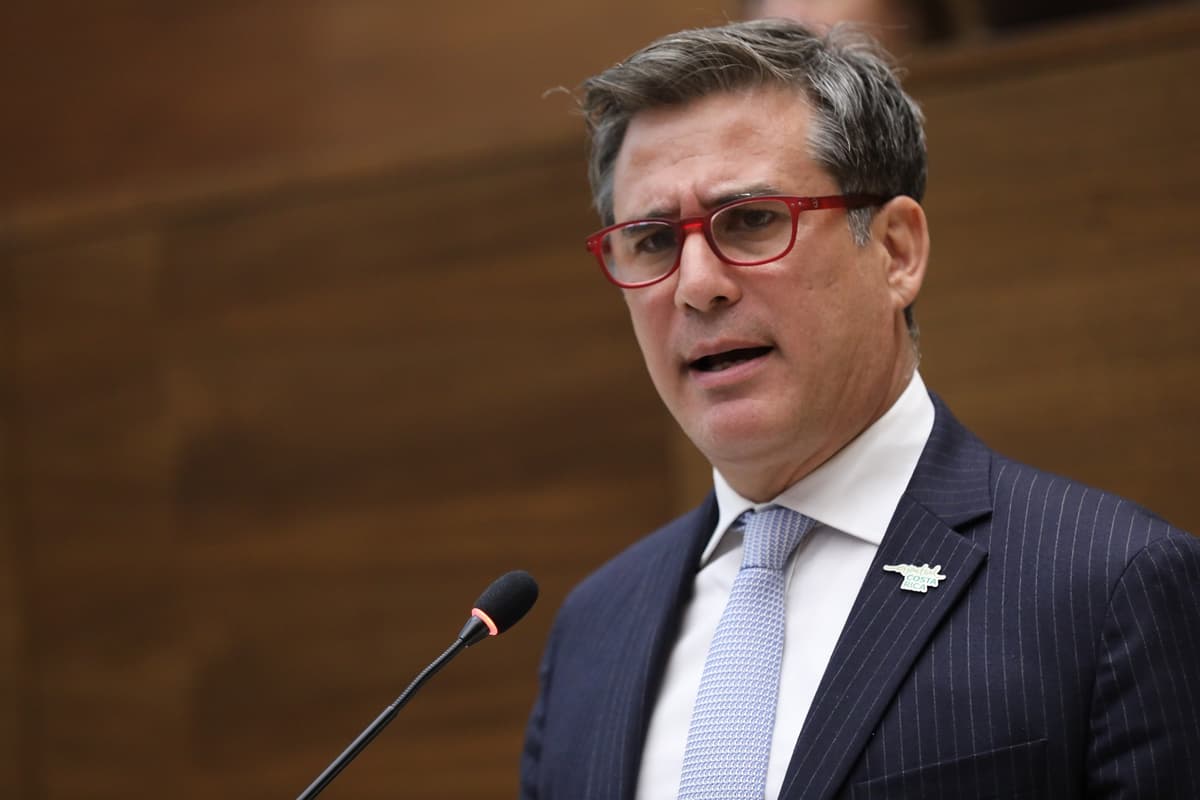 Manuel Tovar rompe el silencio tras despido y resalta importancia de asistir a la ONU