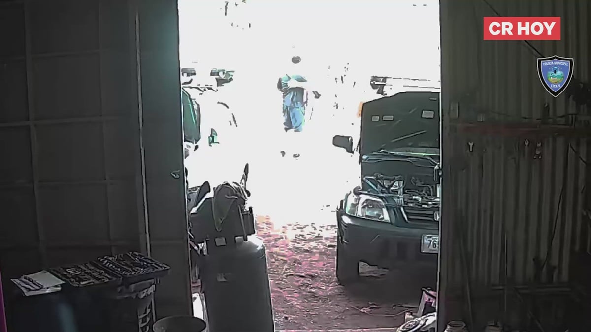 video-0-fwosxe