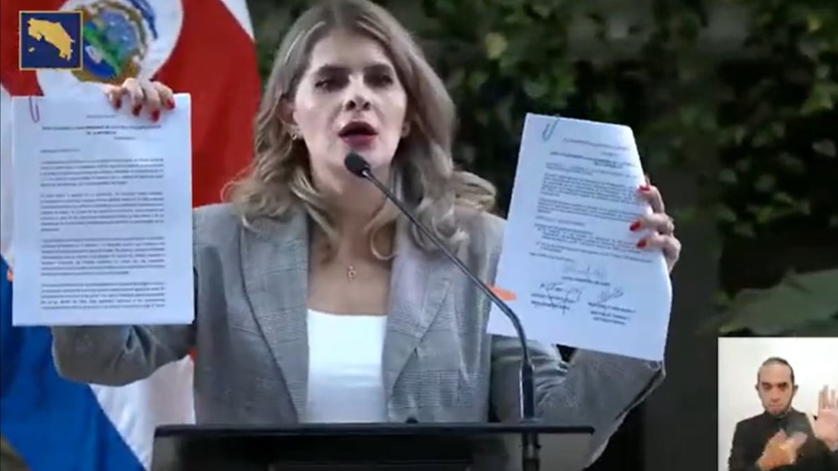 (Video) Las contradicciones de Laura Fernández con las pensiones de expresidentes