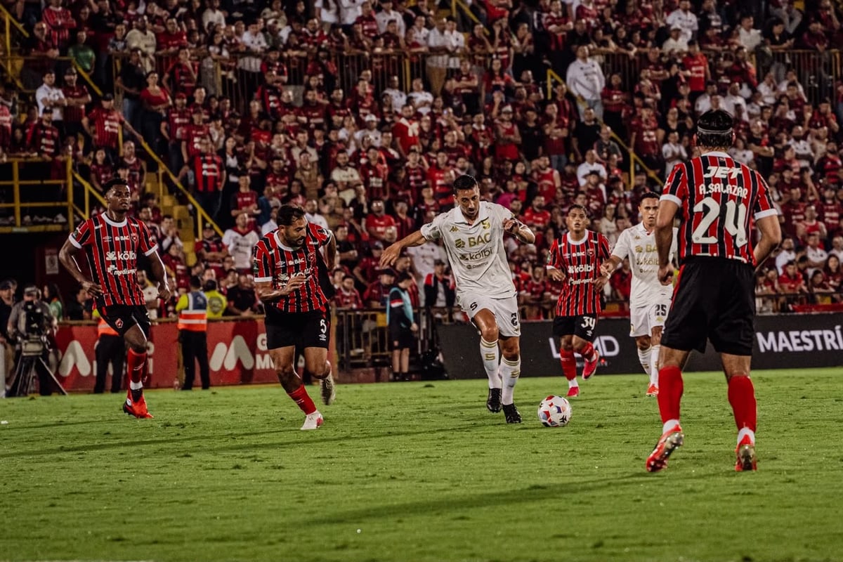 Paternidad morada: diferencia en clásicos ya es de 31 juegos