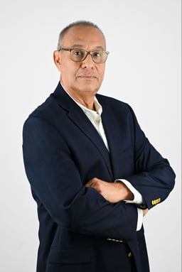 Norberto Zúñiga Fallas, Academia de Centroamérica