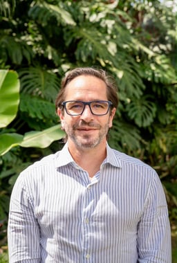 Dr.Mauricio Obón Dent