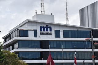 Hacienda pagará hoy salarios a funcionarios bajo el sistema Integra