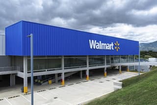 Walmart abre 80 plazas temporales para fin de año