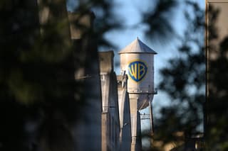 Paramount logra acuerdo para su megafusión con Warner Bros.