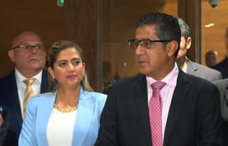 Gobierno propone comprar boletos aéreos sin pasar por contratación pública