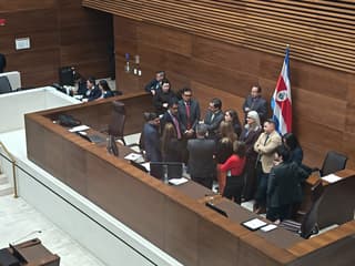 Vía rápida de jornadas 4×3 regresa al plenario