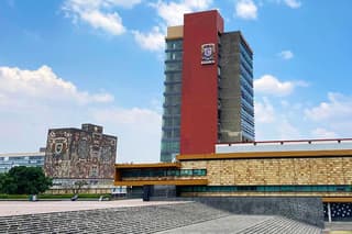 Sospecha de fraude con IA en examen de admisión destapa escándalo en universidad de México