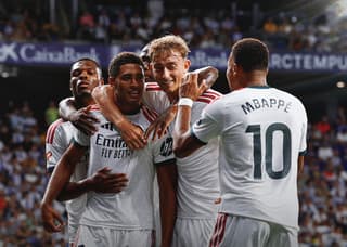 Real Madrid celebra triunfo en La Liga.