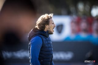 Uruguay anuncia a Diego Forlán como DT