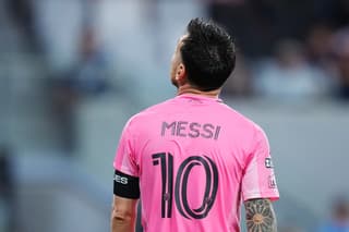Messi regresó a las canchas el mismo día que publicó sentida carta para el papá