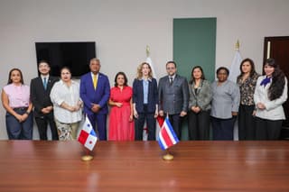 Jerarcas de Costa Rica y Panamá.