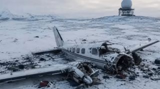 Ocho muertos al estrellarse un avión en una base militar de Alaska