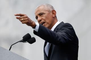 El expresidente de Estados Unidos Barack Obama pidió a los demócratas dar mayor prioridad a la supervisión de la inteligencia artificial y convertirla en un tema central de su agenda política.