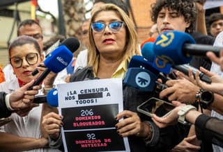 Venezuela ha desbloqueado sitios de noticias que habían estado censurados durante años, según informaron el regulador de telecomunicaciones y una ONG el 17 de septiembre de 2026, horas antes de que se reanudaran las conversaciones de transición política respaldadas por Estados Unidos.