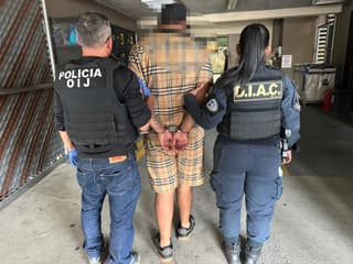 Detienen a sospechosos de robo de contenedores en Alajuela
