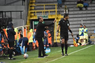 Fernando Batista, DT de La Sele. Foto Valeria Salazar.