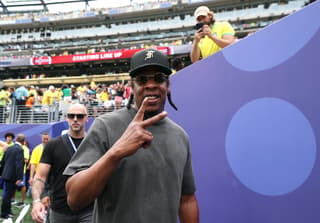 Mujer que acusó a Jay-Z de violación admite que sus acusaciones eran falsas