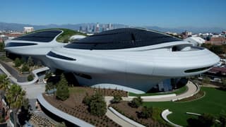 (Fotos) George Lucas inaugura su museo en forma de nave espacial
