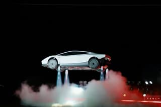 ¡Un carro volador! Vea lo último presentado por Elon Musk