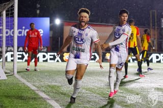 Brian Martínez celebra su gol. Cortesía San Carlos