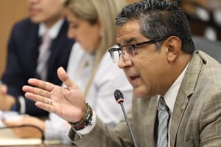 Nogui Acosta buscará recortar ₡8 mil millones a fondos de U. públicas