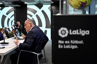 Javier Tebas, presidente de la liga española. (Photo by OSCAR DEL POZO / AFP)