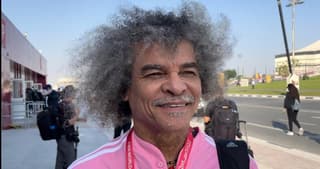 El “Pibe” Valderrama se despide de su famosa melena