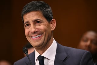 Presidente de la Fed alerta sobre inflación “preocupante” en EE. UU.