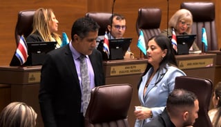 Oficialismo ignora advertencias de Contraloría y aprueba liquidación de presupuesto