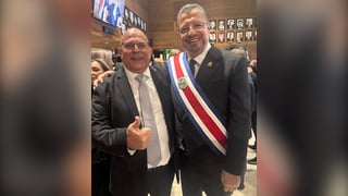 Fernando Obaldia, diputado del PPSO junto a Rodrigo Chaves.