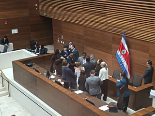 Congreso rechazó 195 mociones de jornadas 4×3 este martes