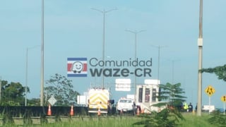 Motociclista pierde la vida por choque contra camión en la ruta 27