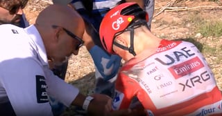 (Video) Pogacar abandona la Vuelta a España por fuerte caída