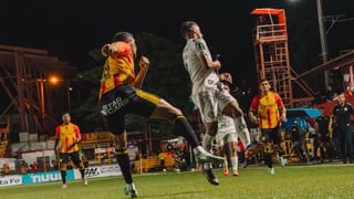 ¡Goleados! Sporting amargó el regreso de Wanchope al Herediano
