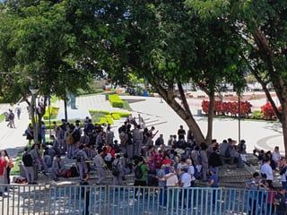 Estudiantes del Liceo de Costa Rica piden defender terreno que Ejecutivo busca para Ciudad Gobierno