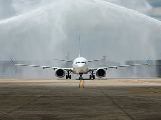 Piloto en vuelo entre Dubái e Israel apuñaló al otro, según la mamá de una pasajera