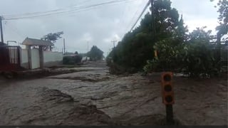 (Videos) Fuertes lluvias inundan Fraijanes y otras zonas de Alajuela