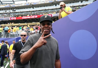 Mujer que acusó a Jay-Z de violación admite que sus acusaciones eran falsas