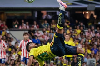 (Video) El impresionante gol de chilena en el clásico de México