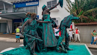 (Fotos) Monumento Nacional de Costa Rica cobró vida este 15 de setiembre
