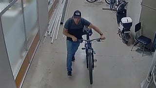 (Video) Buscan a hombre que robó bicicleta de la UCR en San Pedro
