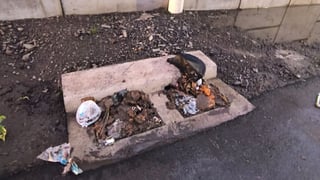 (Fotos) Basura provocó inundación en túnel de Hatillo, según Conavi
