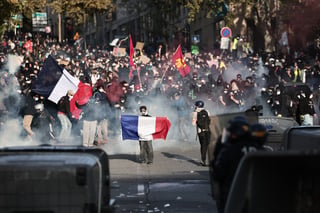 Francia registra más de 1.300 detenidos en nuevas protestas