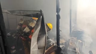 (Video) Incendio destruye el 80% de una casa en San Rafael de Alajuela