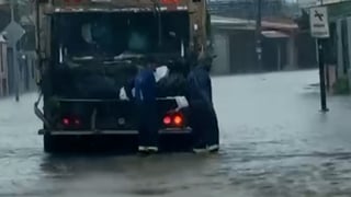 (Video) Calles de Heredia se convirtieron en ríos por fuertes lluvias de esta tarde