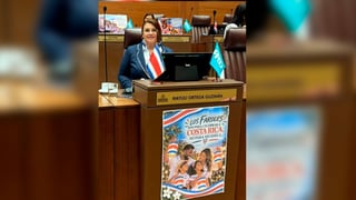 Diputada del PPSO impulsó prohibición de carteles en curules, pero su fracción también los usó