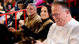 Don Stockwell figuró entre los financistas de la campaña de Natalia Díaz
