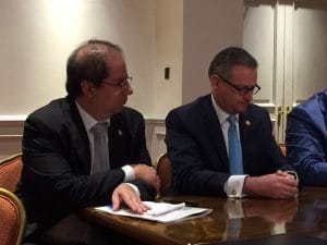 El Ministro de Comunicación Mauricio Herrera y el Presidente Luis Guillermo Solís. CRH