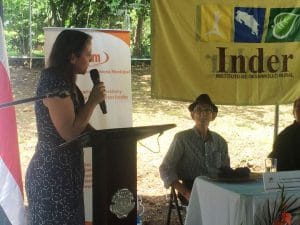 La primera dama de la República, Mercedes Peña inauguró unos proyectos esta mañana. CRH.